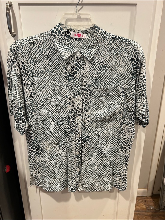 Buddy Love Tops - Buddy Love  Short-Sleeve Button-Up Shirt in dark green and White Snake Print